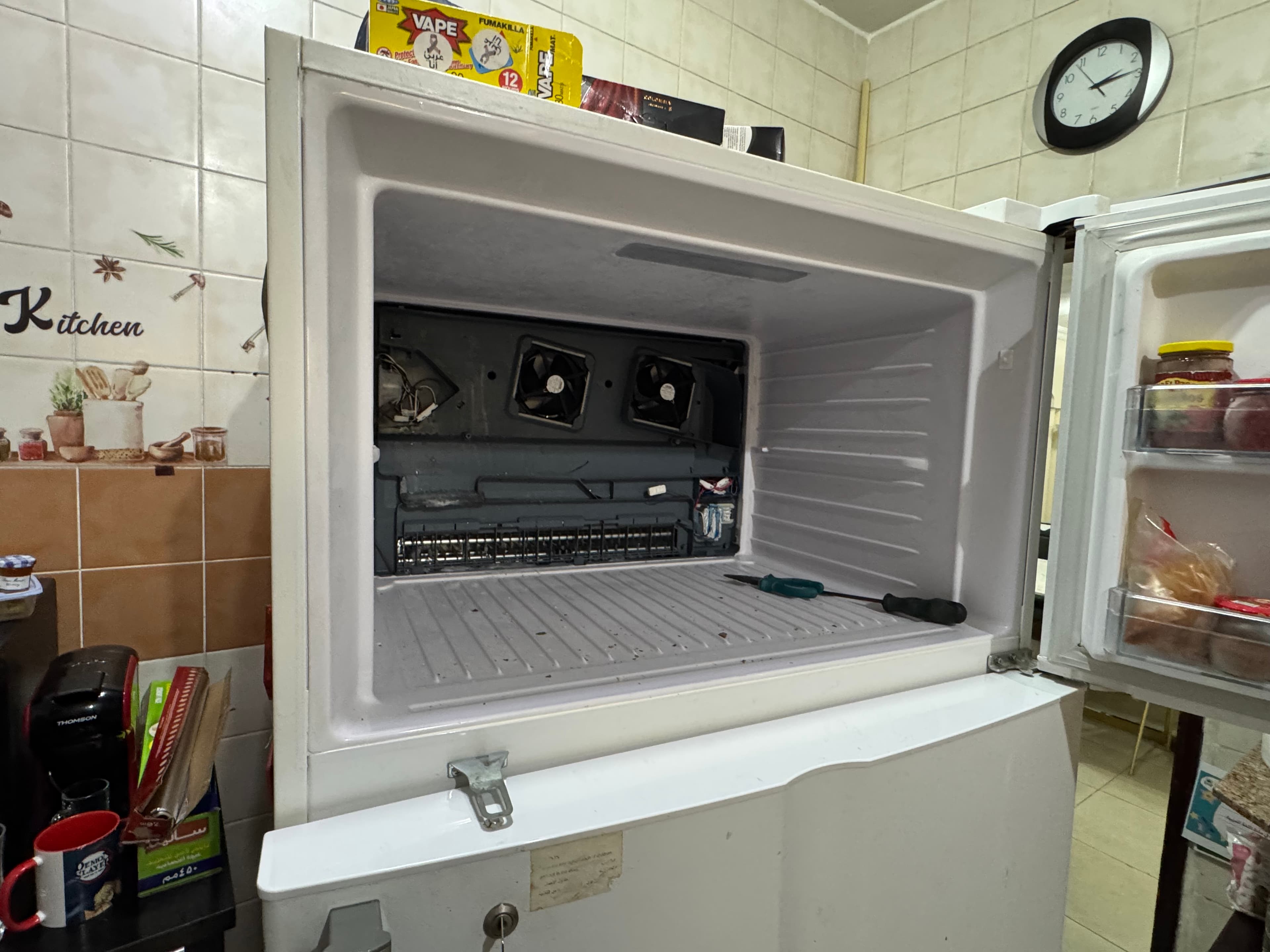 Why fridge is not cooling but freezer is fine? — image 1